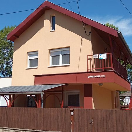 Hajdúszoboszló Gyoengyvirag Apartmanhaz מראה חיצוני תמונה