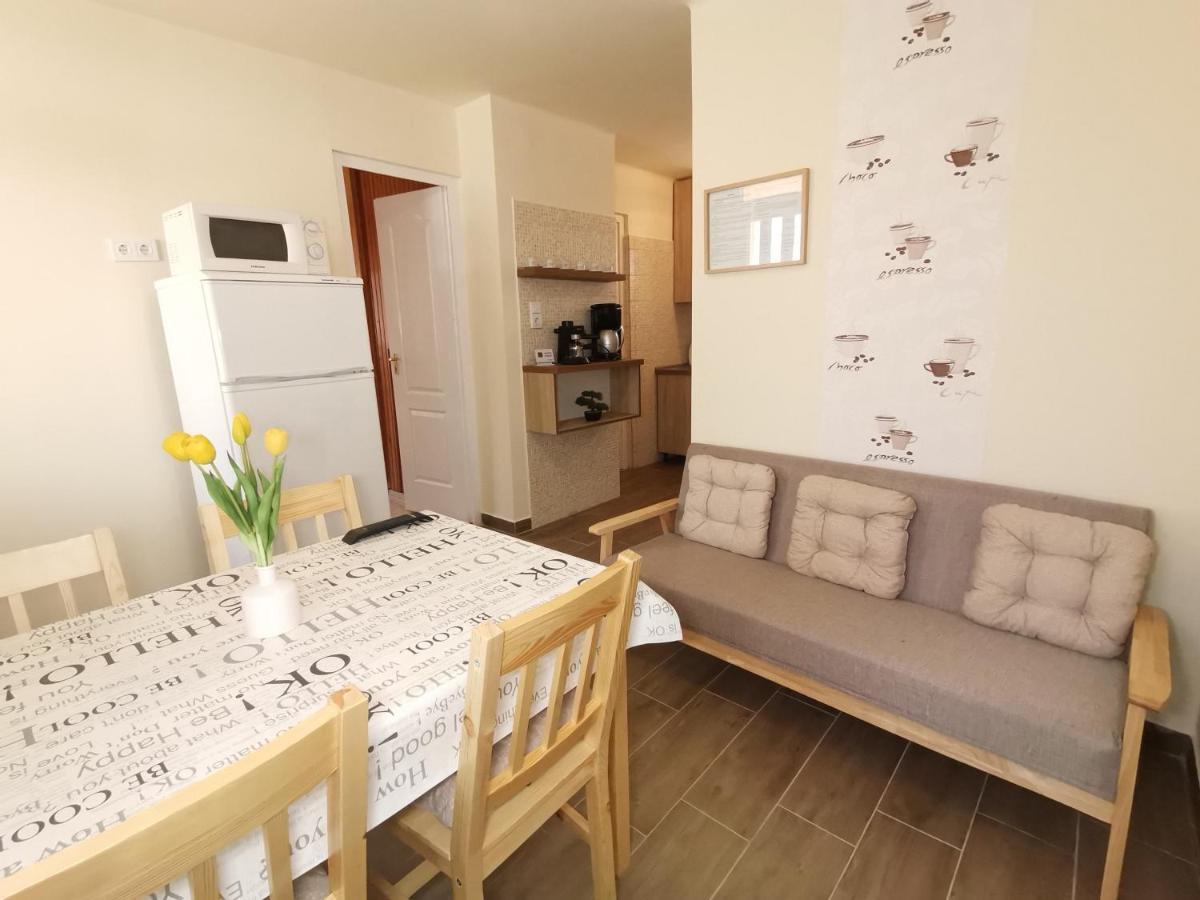 Hajdúszoboszló Gyoengyvirag Apartmanhaz מראה חיצוני תמונה