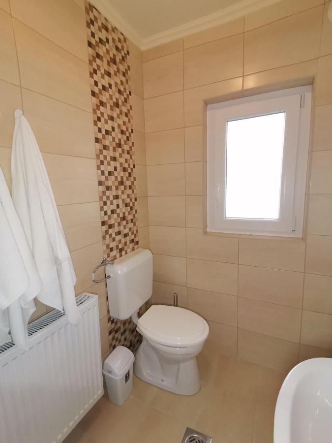 Hajdúszoboszló Gyoengyvirag Apartmanhaz מראה חיצוני תמונה
